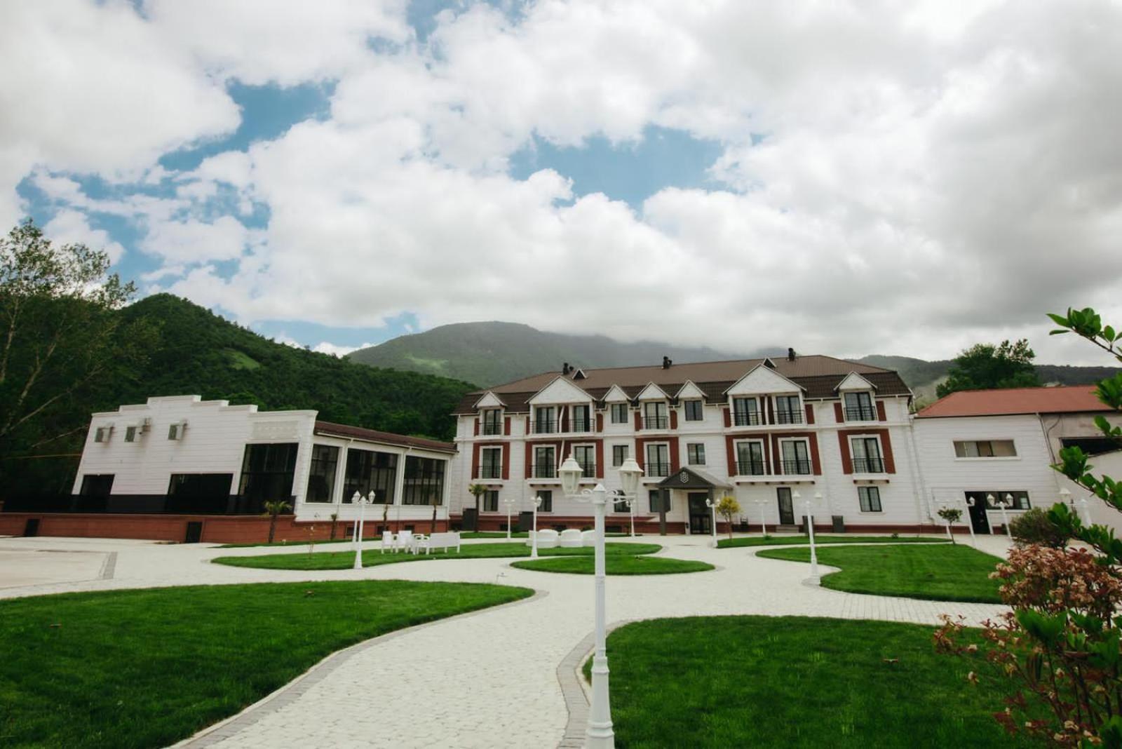 Castle Resort Spa Hotel Ismayilli Extérieur photo